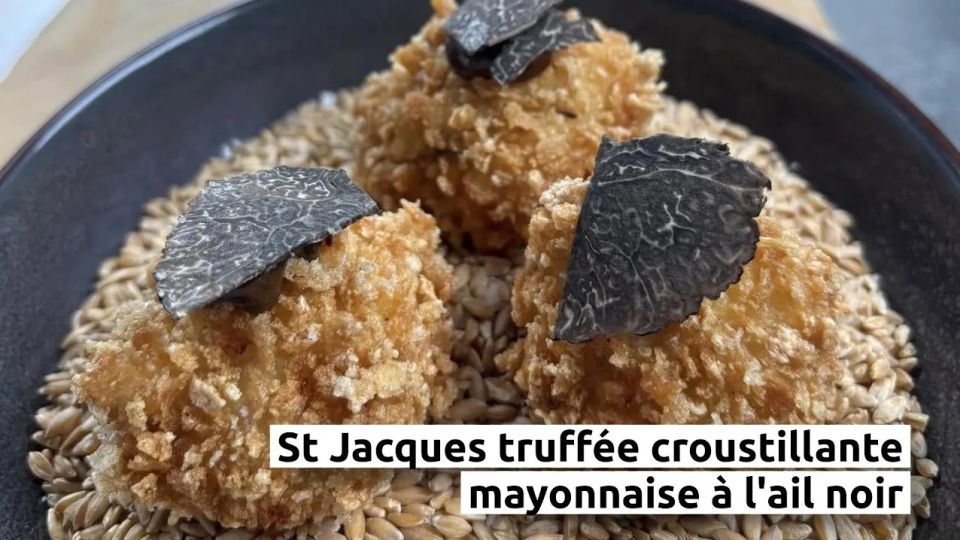 A feu doux : La Maison de Laveline #1 St Jacques truffée croustillante, mayonnaise à l'ail noir